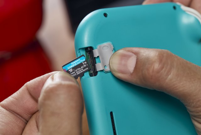 ktc-keyfeatures-cards-SDCG4-3